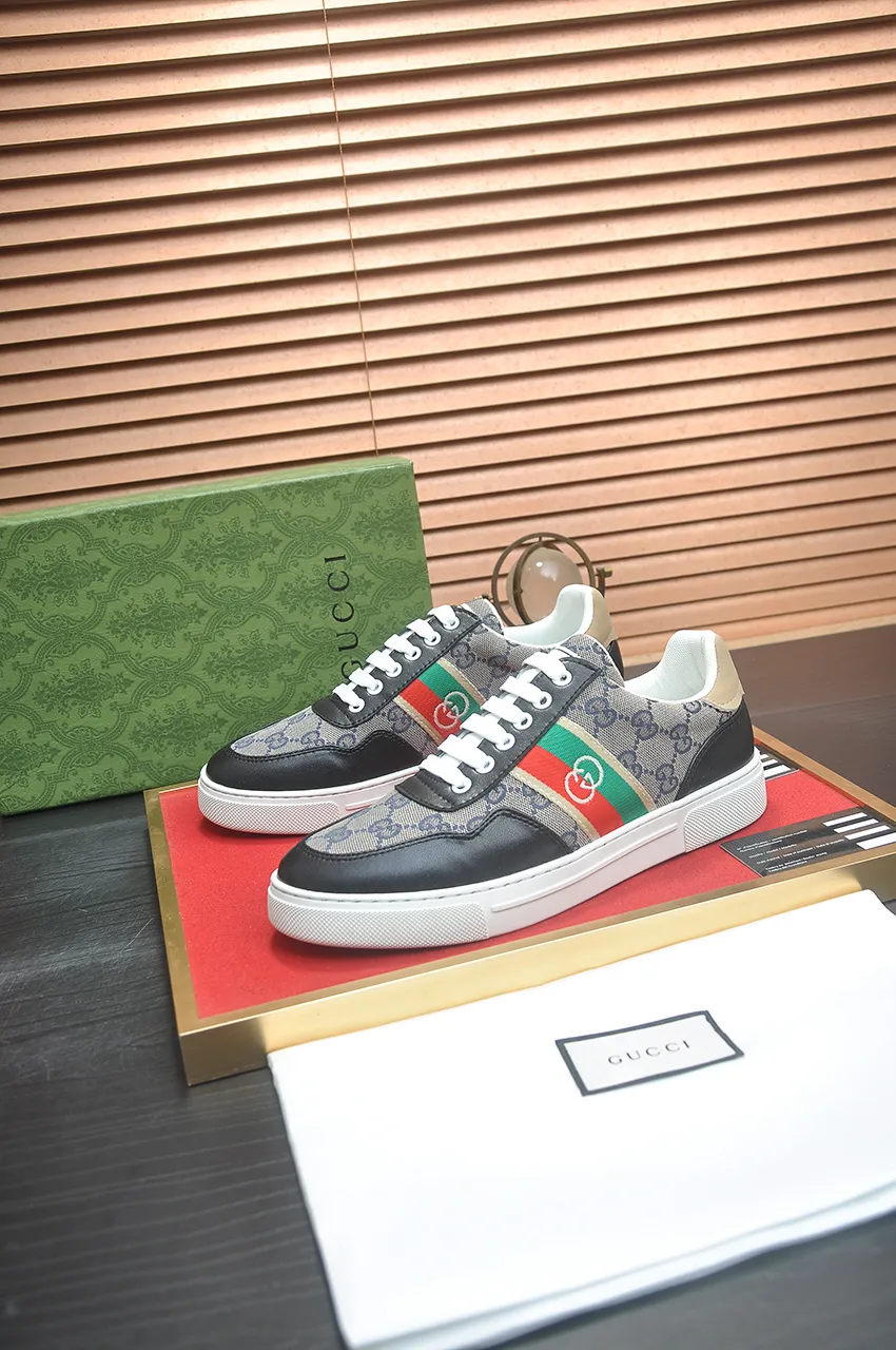 Men's men's shoes💰440💶[GUCCI] official website 1:1 men's sports shoes are now on the market. They are made of original fabric + water-dyed sheepskin lining, plus the official website original 1:1 comfortable outsole. Fashionable and versatile, super comfortable and breathable. Standard shoe size 38/45 (custom-made size 45 is non-refundable)